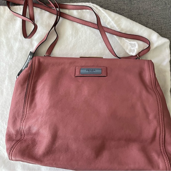 PRADA pink crossbody - Picture 3 of 9